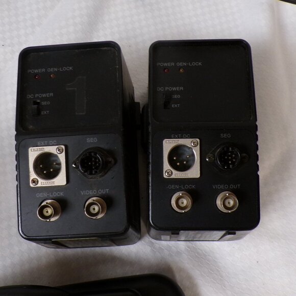 Genuine Panasonic Wv-ad36 Gen-Lock x2 - Picture 1 of 5